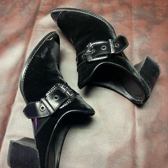 Stuart Weitzman the‎ scootin bootie black velvet mules silver buckle, 6 - Picture 5 of 10